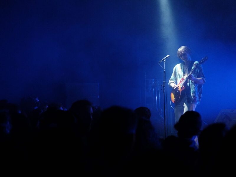 Dirty Sound Magnet & Mystic Sons