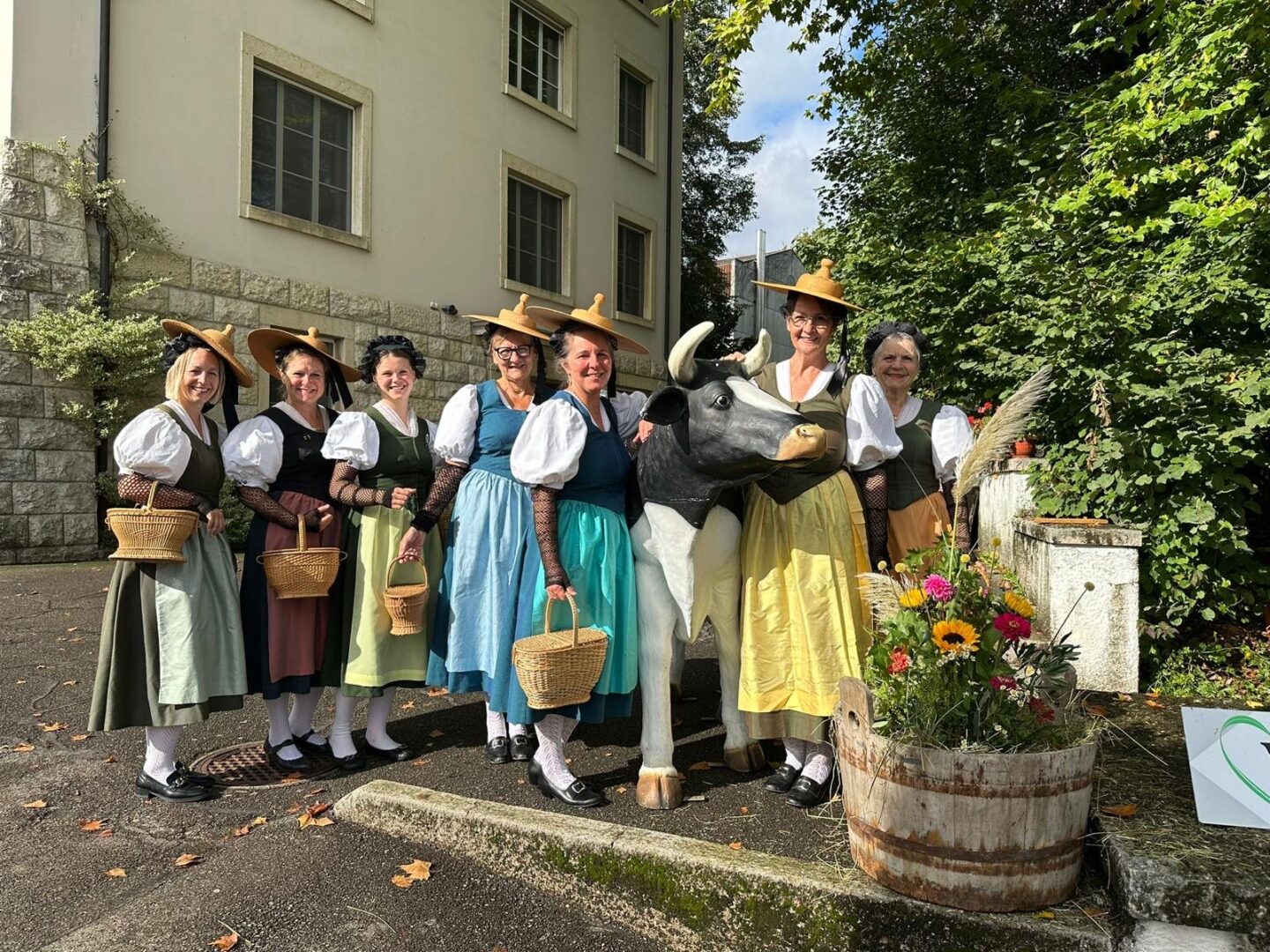 Les Paysannes vaudoises en costume traditionnel